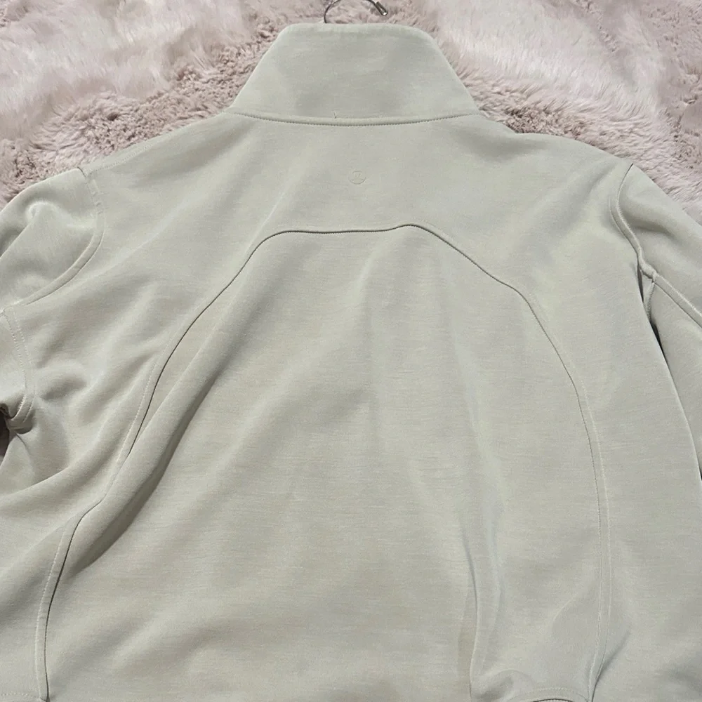 Lululemon Women's Cream Quarter-Zip Sweater - Picture 4 of 5